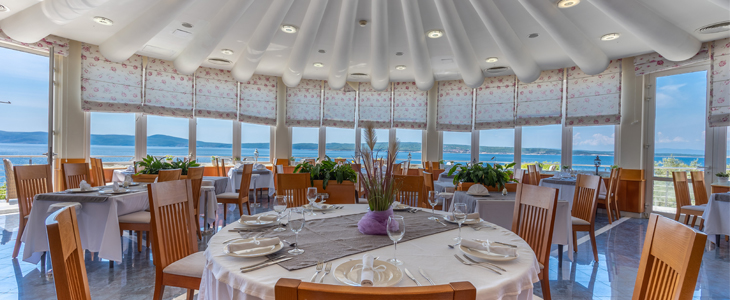 Hotel Marina, Selce, romantično valentinovo - Kuponko.si