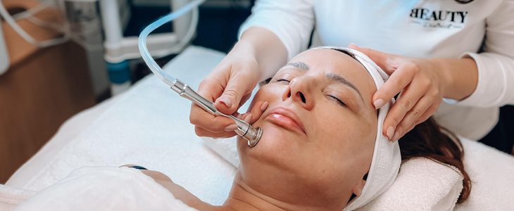 Beauty District salon, pomaljevalna nega obraza - Kuponko.si