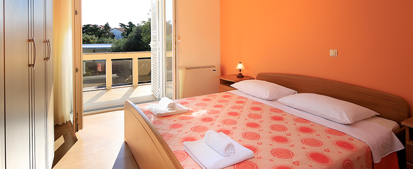 Aparthotel Trcol 4*, oddih v Novalji na Pagu - Kuponko.si