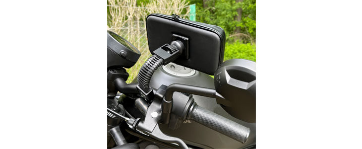 Strailer - nastavljiva motoristična torbica za telefon - Kuponko.si
