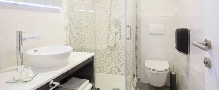 Hotel Intermezzo 4*, otok Pag, nočitev z zajtrkom - Kuponko.si