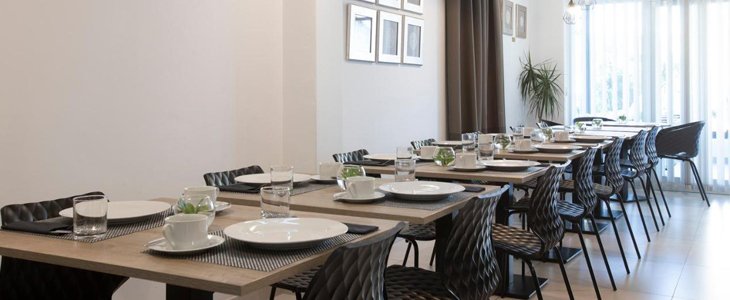 Hotel Intermezzo 4*, otok Pag, nočitev s polpenzionom - Kuponko.si