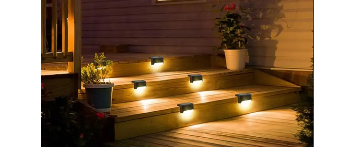 Komplet 4 vodoodpornih LED solarnih vrtnih luči  - Kuponko.si