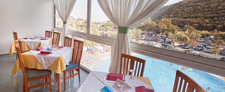 Hotel Narcis 4*, Rabac - oddih s polpenzionom - Kuponko.si