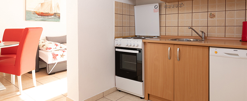 Apartmaji Kathy, Karlobag: družinske počitnice - Kuponko.si