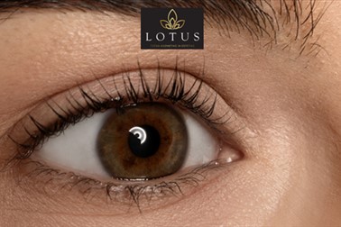 Lotus, točka kozmetike in estetike, keratinsko vihanje