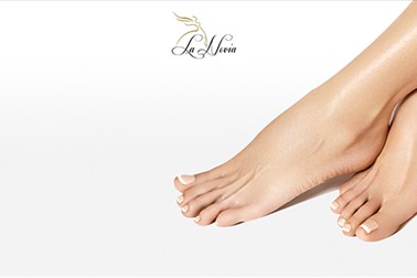 Salon La Novia: masaža stopal, nanos kreme in balzama