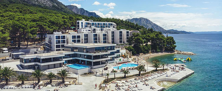 Morenia All inclusive Resort 4* na Makarski rivieri - Kuponko.si