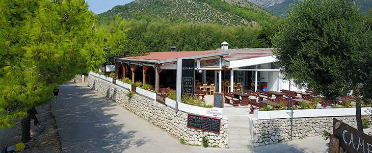 Resort Dalmacija Zaostrog: 4x nočitev s polpenzionom - Kuponko.si