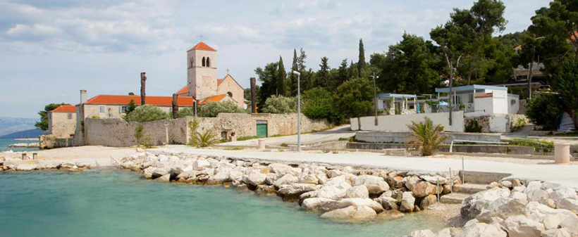 Kamp Sveti križ, Čiovo, Trogir: mobilne hiške - Kuponko.si