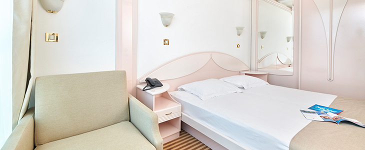 Hotel Zorna 3* Plava Laguna, Poreč, Hrvaška - Kuponko.si