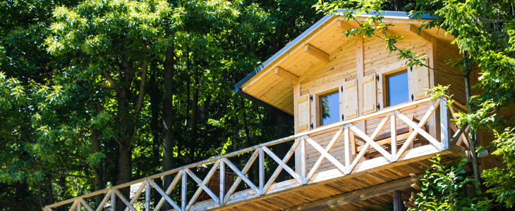 Oddih v glamping hiški v neokrnjeni naravi - Kuponko.si