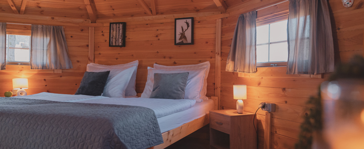 Izletišče Banovci, Gornje Komarevo: glamping hiška - Kuponko.si