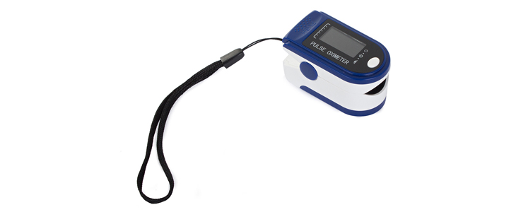 Naprstni pulzni oksimeter in merilnik srčnega utripa  - Kuponko.si