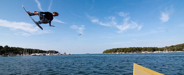 The Ski Lift Poreč - wakeboardanje ali smučanje na vodi - Kuponko.si