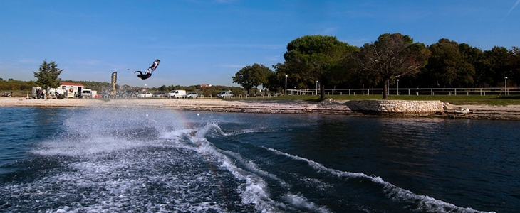 The Ski Lift Poreč - wakeboardanje ali smučanje na vodi - Kuponko.si