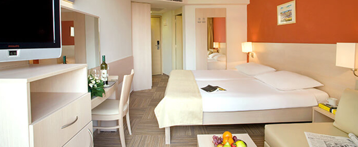 Crystal Sunny Hotel , Poreč: pomladni oddih - Kuponko.si