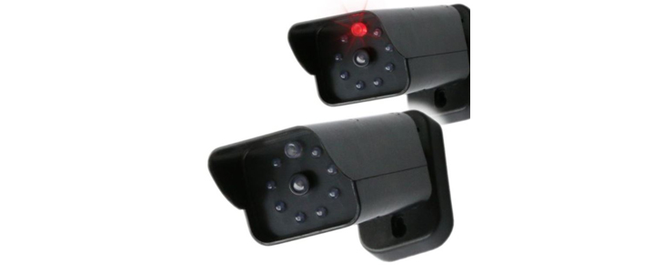 Realistična lažna kamera z LED-bullet - Kuponko.si