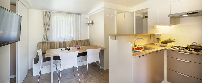 Kamp Valkanela, Vrsar, mobilne hiške, pomladni oddih - Kuponko.si