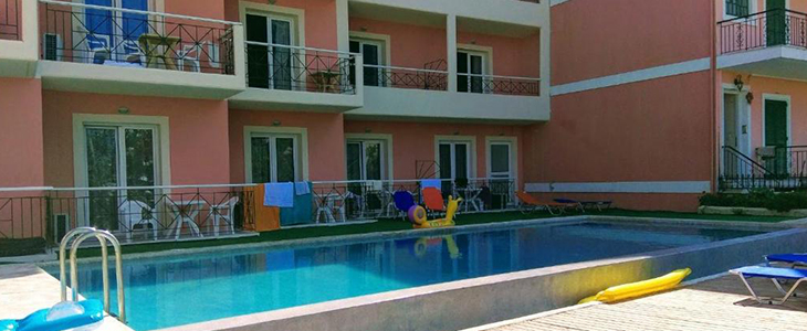 Hotel Delfini** na otoku Lefkas v Grčiji - Kuponko.si
