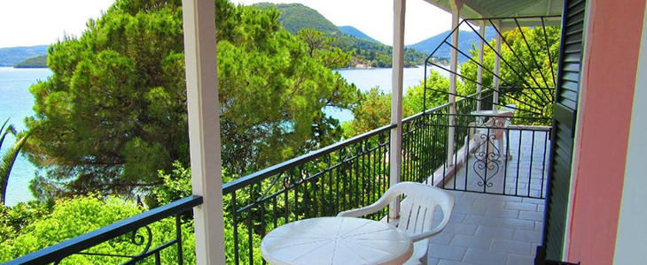 Hotel Delfini** na otoku Lefkas v Grčiji - Kuponko.si