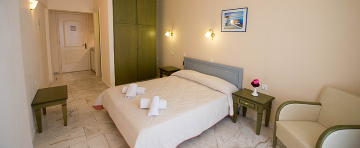 Hotel Niras** na otoku Lefkas, Grčija - Kuponko.si