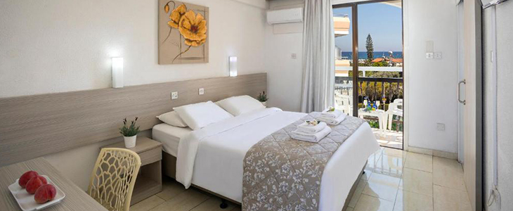 Hotel Cactus** , nočitev z zajtrkom, na otoku Ciper - Kuponko.si