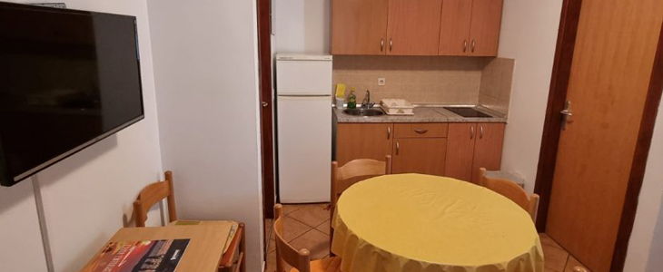 Villa Oaza - apartmaji v Vodicah - Kuponko.si