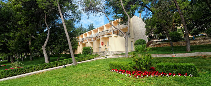 Hotel Val***, Seget Donji, Trogir: all inclusive oddih - Kuponko.si