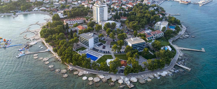 Villa Arausana & Antonina****, Vodice - Kuponko.si