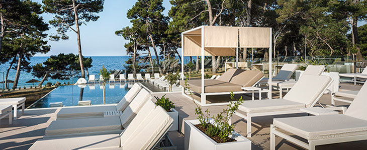 Valamar Carolina Hotel & Villas 4*:  poletni oddih - Kuponko.si