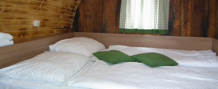 Glamping Vinska vas Terme Ptuj: glamping v vinskem sodu - Kuponko.si