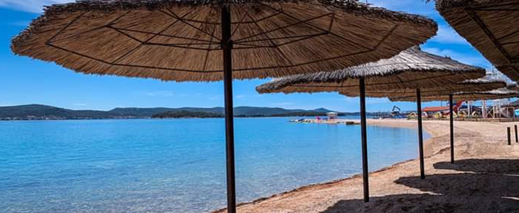 Hotel Albamaris 3*, Biograd na Moru, morski oddih - Kuponko.si