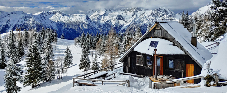 Velika planina resort, najem planinske koče - Kuponko.si