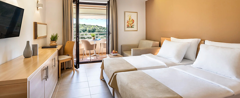 Resort Petalon 4*, Vrsar: predpoletni oddih - Kuponko.si