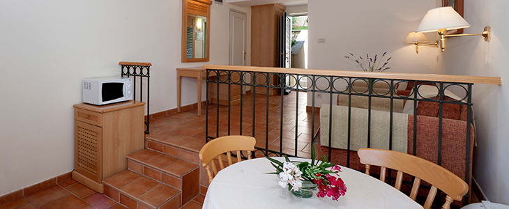 Apartmaji Bellevue**** Plava Laguna, Poreč - Kuponko.si