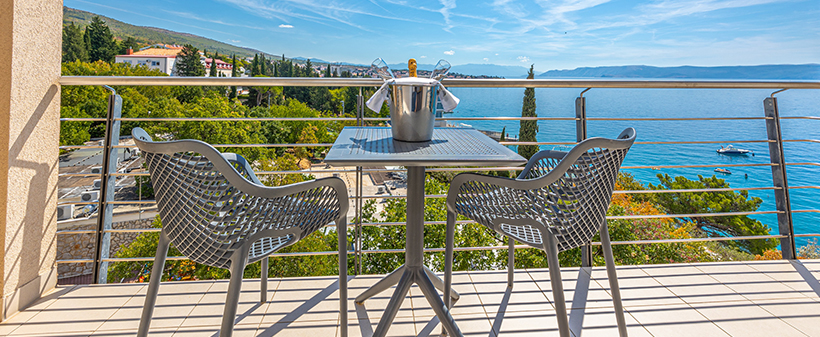 Hotel Marina, Selce počitnice ob morju - Kuponko.si