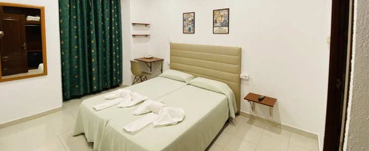 Hotel Mitus; Canet de Mar, 2x nočitev - Kuponko.si