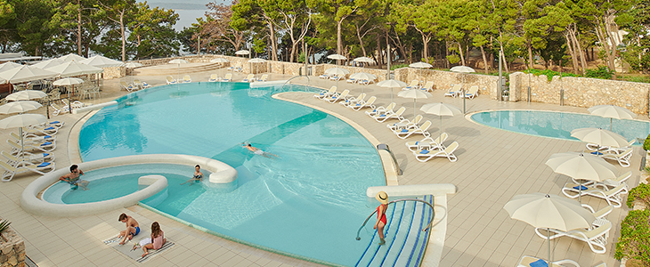 Bluesun hotel Elaphusa****, otok Brač - Kuponko.si