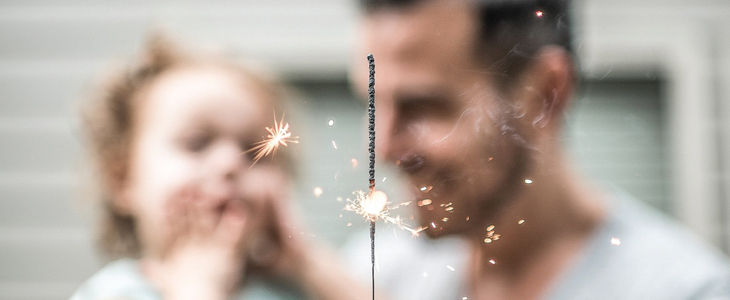 Fotokoledar z vašimi osebnimi fotografijami  - Kuponko.si