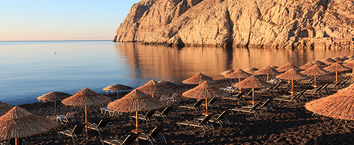 RK Beach hotel**** na otoku Santorini v Grčiji - Kuponko.si