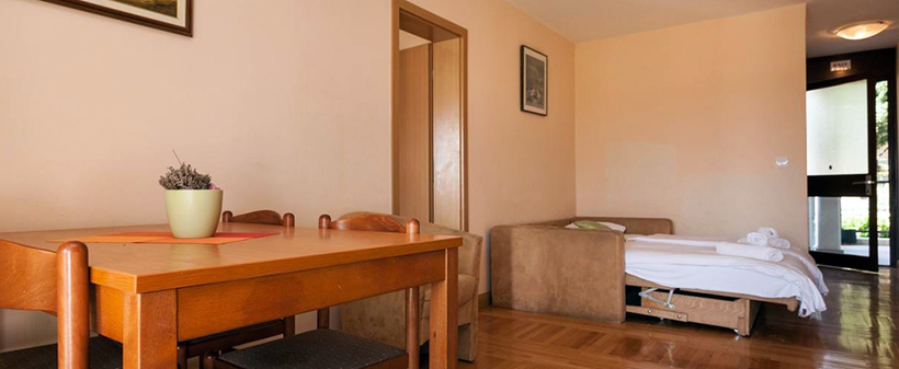 Apartmaji Unija, oddih v Dugi Uvali  - Kuponko.si