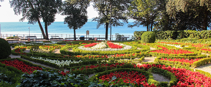 Hotel Paris, Opatija: morski oddih s polpenzionom - Kuponko.si