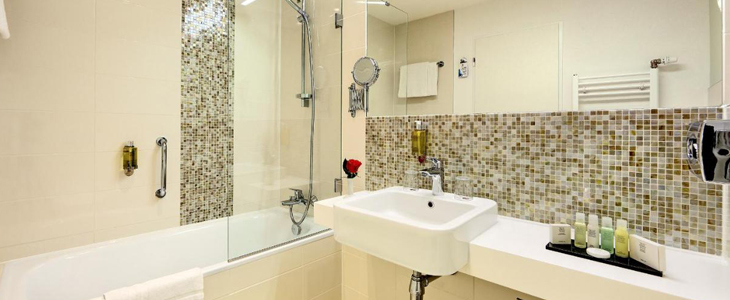 Hotel Duo 4*, Praga: 2x nočitev z zajtrkom - Kuponko.si