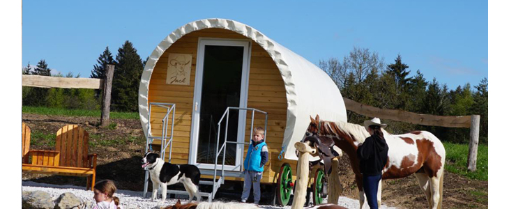 Glamping oddih v glamping kočiji, Kavbojska dežela - Kuponko.si