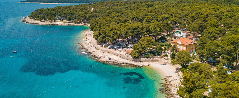 Kamp Čikat, Mali Lošinj: počitnice v mobilnih hišicah - Kuponko.si