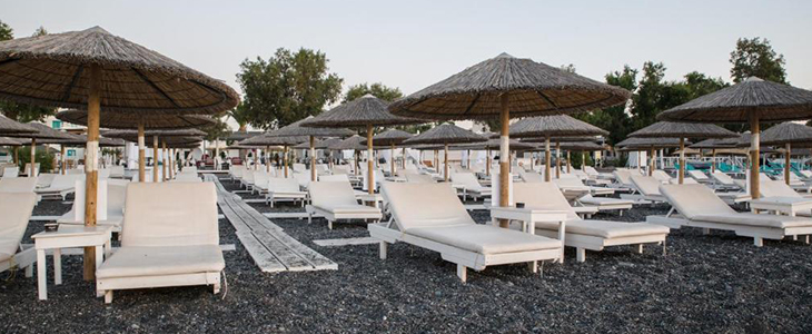 Beach Boutique*** na otoku Santorini v Grčiji - Kuponko.si