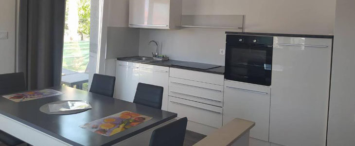 Apartmaji Laura Fažana, morski oddih - Kuponko.si