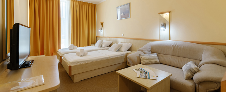 Hotel Adria 3*, Biograd na moru, oddih z All inclusive - Kuponko.si