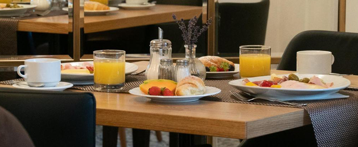 Hotel Starkl 3*, Bled: 2x nočitev z zajtrkom - Kuponko.si